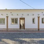 Cubo's Naz Country Апартаменты *